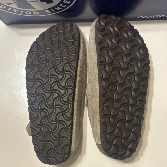 Birkenstock Taupe Suede Slip-Ons size 35 or kids 3-4 - Picture 4 of 11